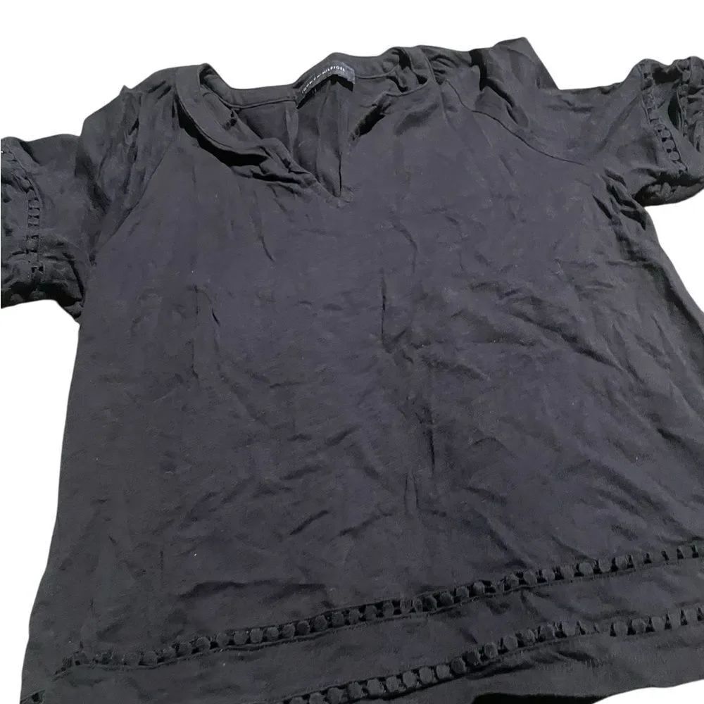 Tommy Hilfiger size medium Elegant navy Women's Top great condition